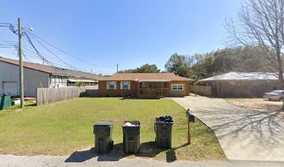 2 Units Near Beach&Shopping- In Bellview, Hotel in Bellview