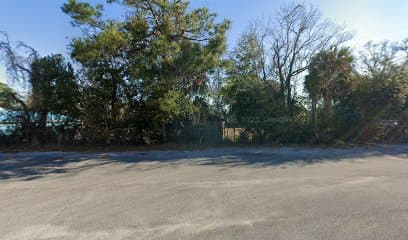 John Mifflin, Motel in West Pensacola