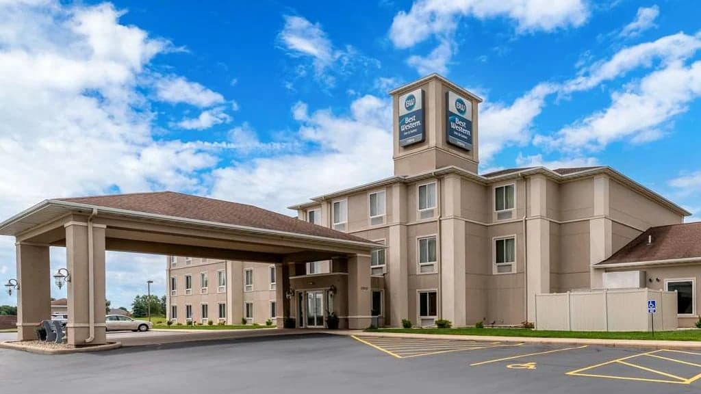 Best Western Legacy Inn & Suites Beloit-South Beloit, Hotel in South Beloit