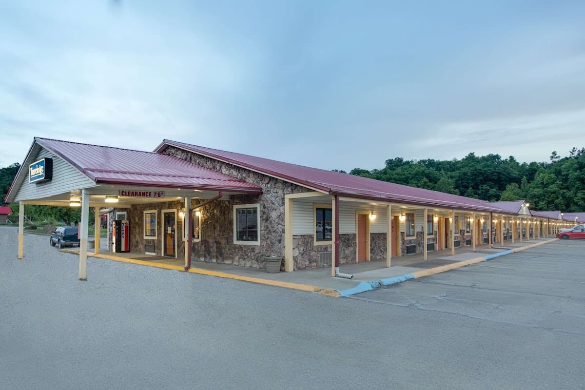 Travelodge by Wyndham Parkersburg, Hotel in Parkersburg