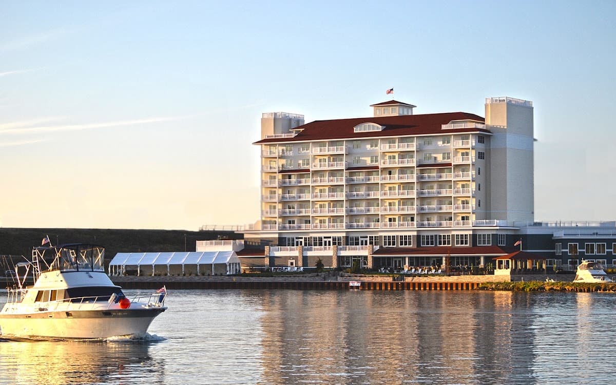 The Inn At Harbor Shores, Resort in Benton Harbor