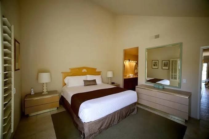 World International Vacation Club Four Seasons at Desert Breezes, Resort in Bermuda Dunes