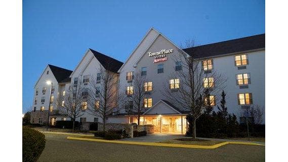 TownePlace Suites by Marriott Republic Airport Long Island/Farmingdale, Hotel in East Farmingdale