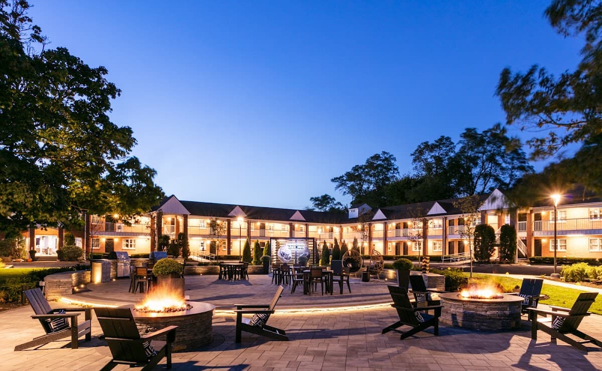 The Cove Hotel, Hotel in Beverly