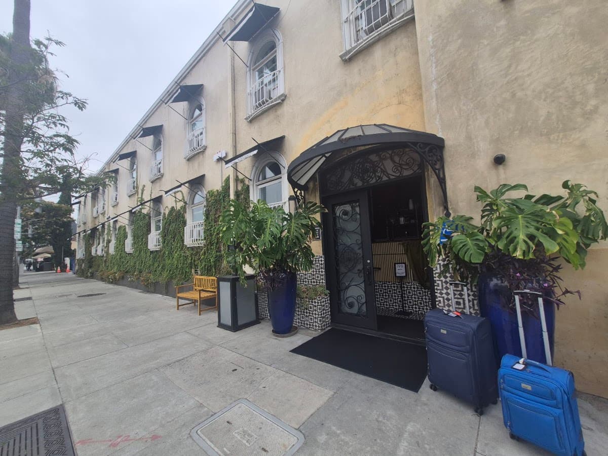 The Crescent Hotel, Hotel in Beverly Hills