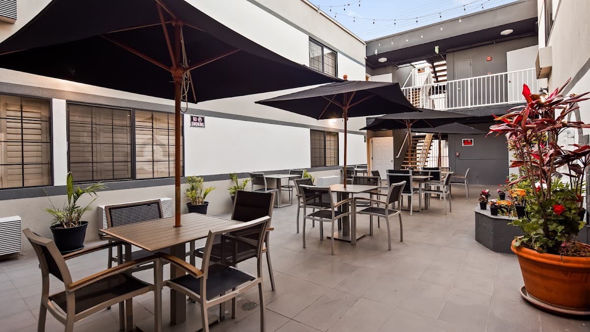 SureStay Hotel By Best Western Beverly Hills, Hotel in Larchmont