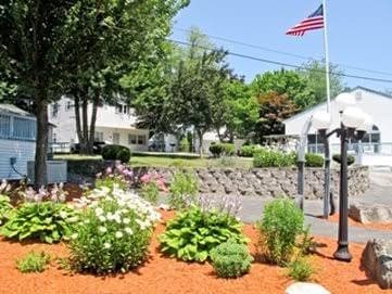 Exit 5 Motel & Cottages, Hotel in Saco