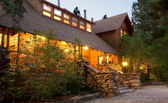 Gold Mountain Manor Bed and Breakfast, Hotel in Big Bear City