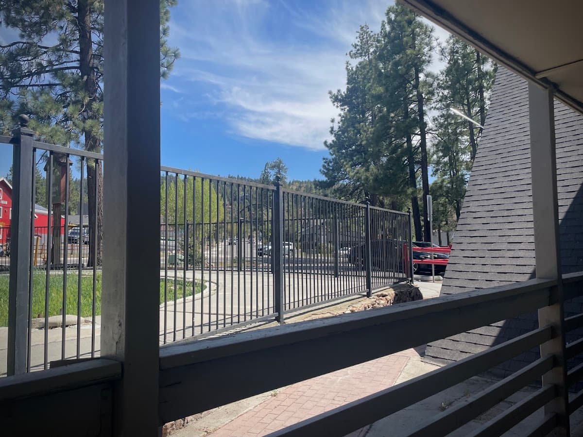 Studio 9 Big Bear, Hotel in Big Bear Lake