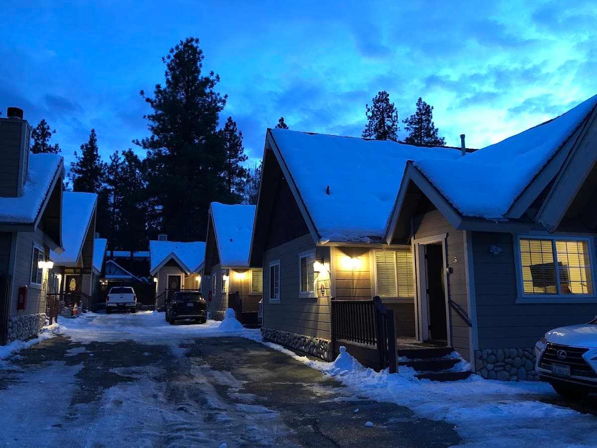 Marina Riviera, Hotel in Big Bear Lake
