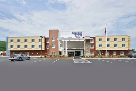 Fairfield by Marriott Inn & Suites Elmira Corning, Hotel in Big Flats Airport