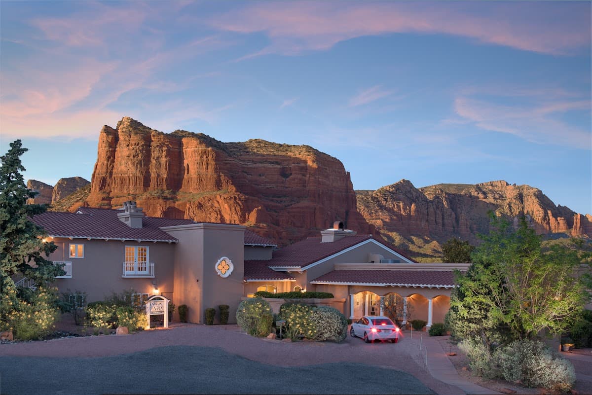 Canyon Villa Bed & Breakfast Inn of Sedona, Hotel in Village of Oak Creek (Big Park)