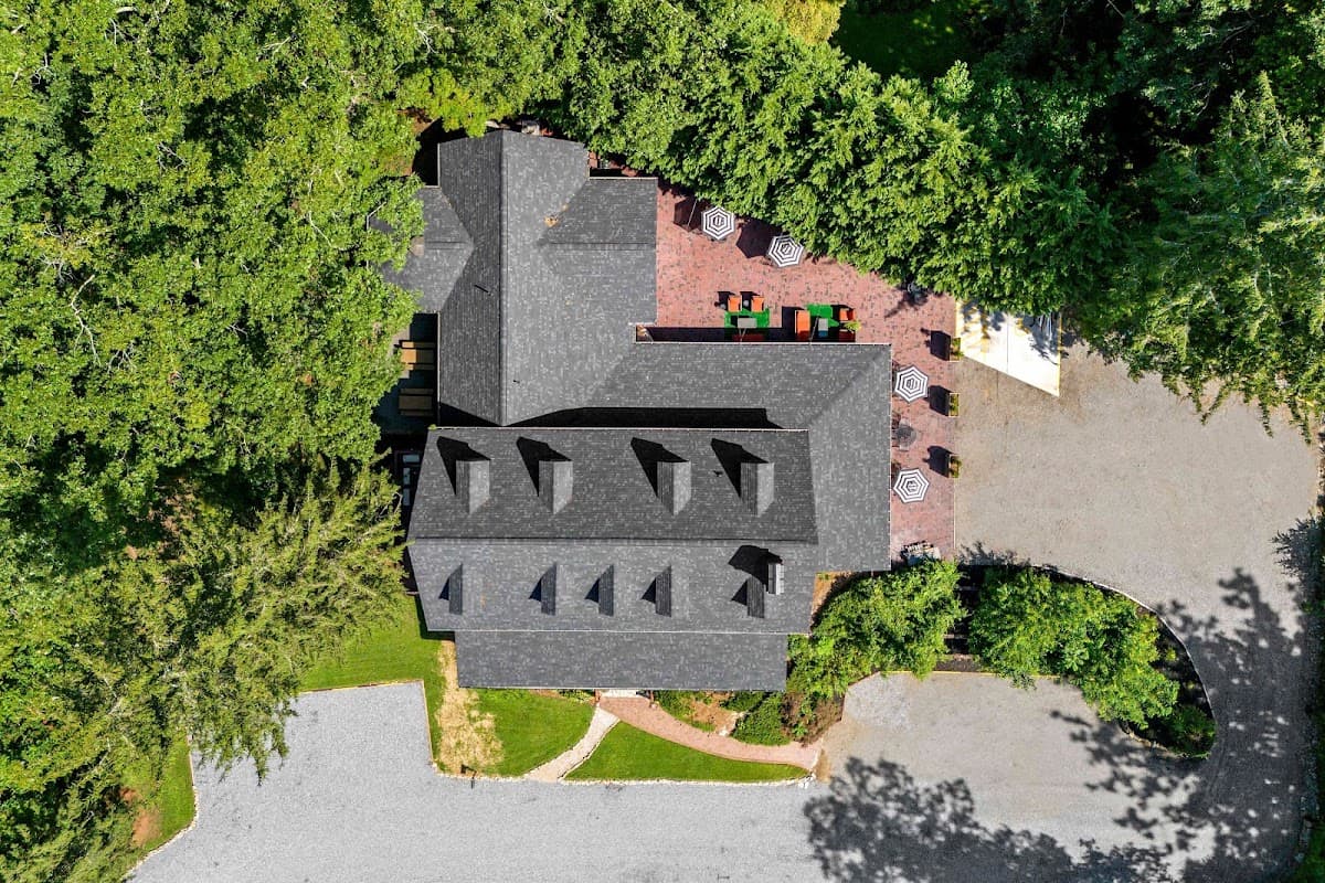 Peri House Hotel, Hotel in Black Mountain