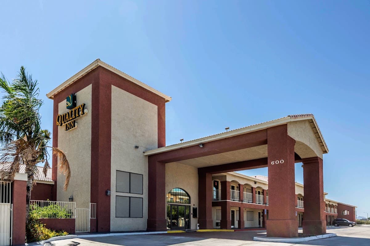 Quality Inn Blythe I-10, Hotel in Blythe