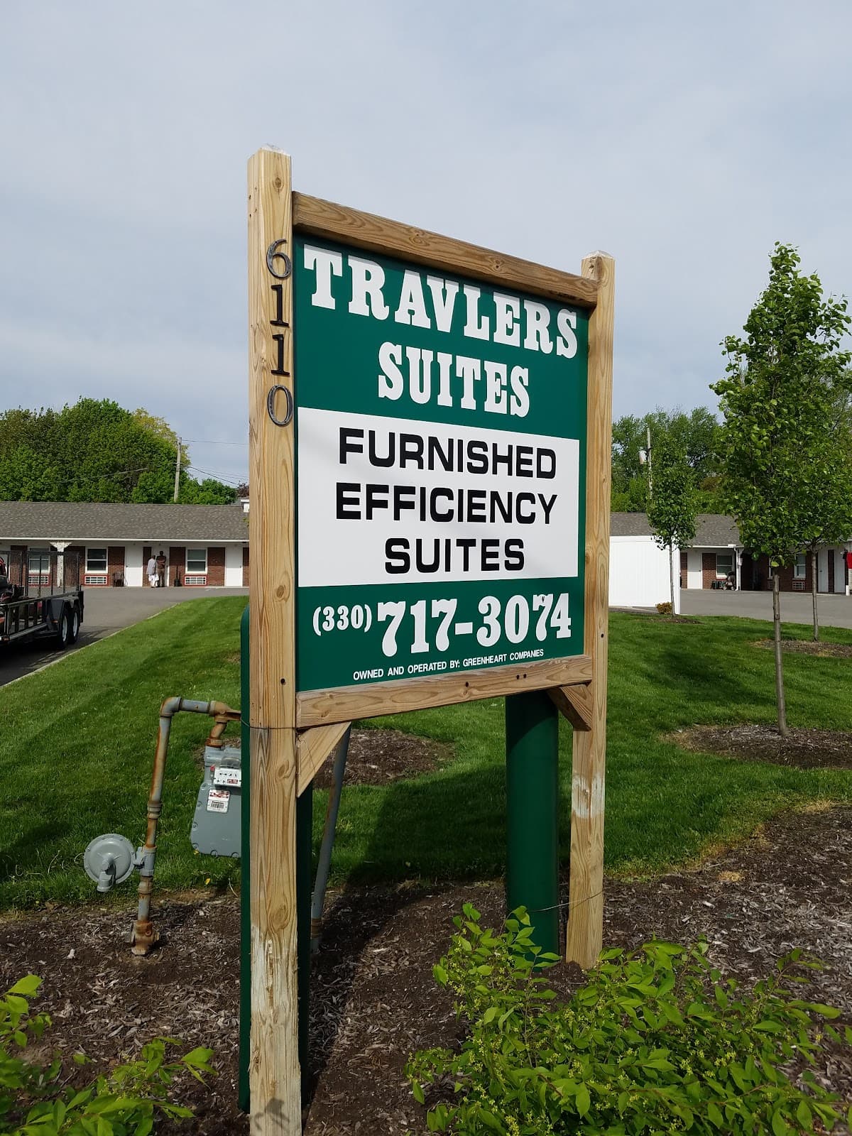 Travelers Suites, Hotel in Boardman