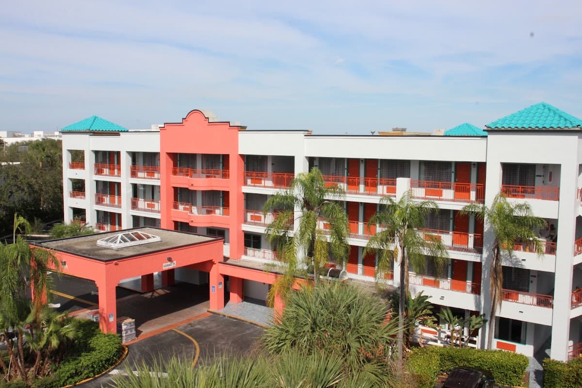 Boca Suites Deerfield Beach, SureStay Collection by Best Western, Hotel in Tedder