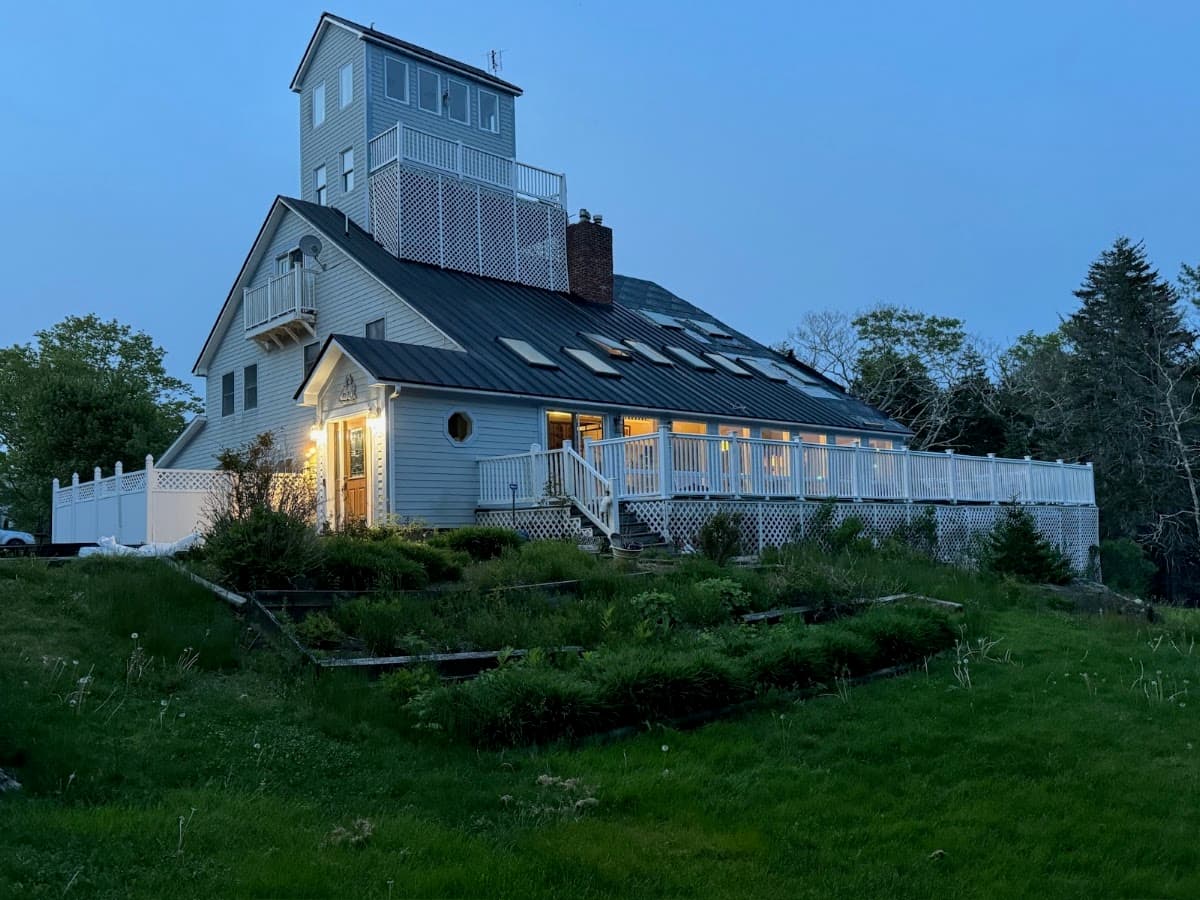 Christmas Cove Inn, Bed & Breakfast in Boothbay Harbor