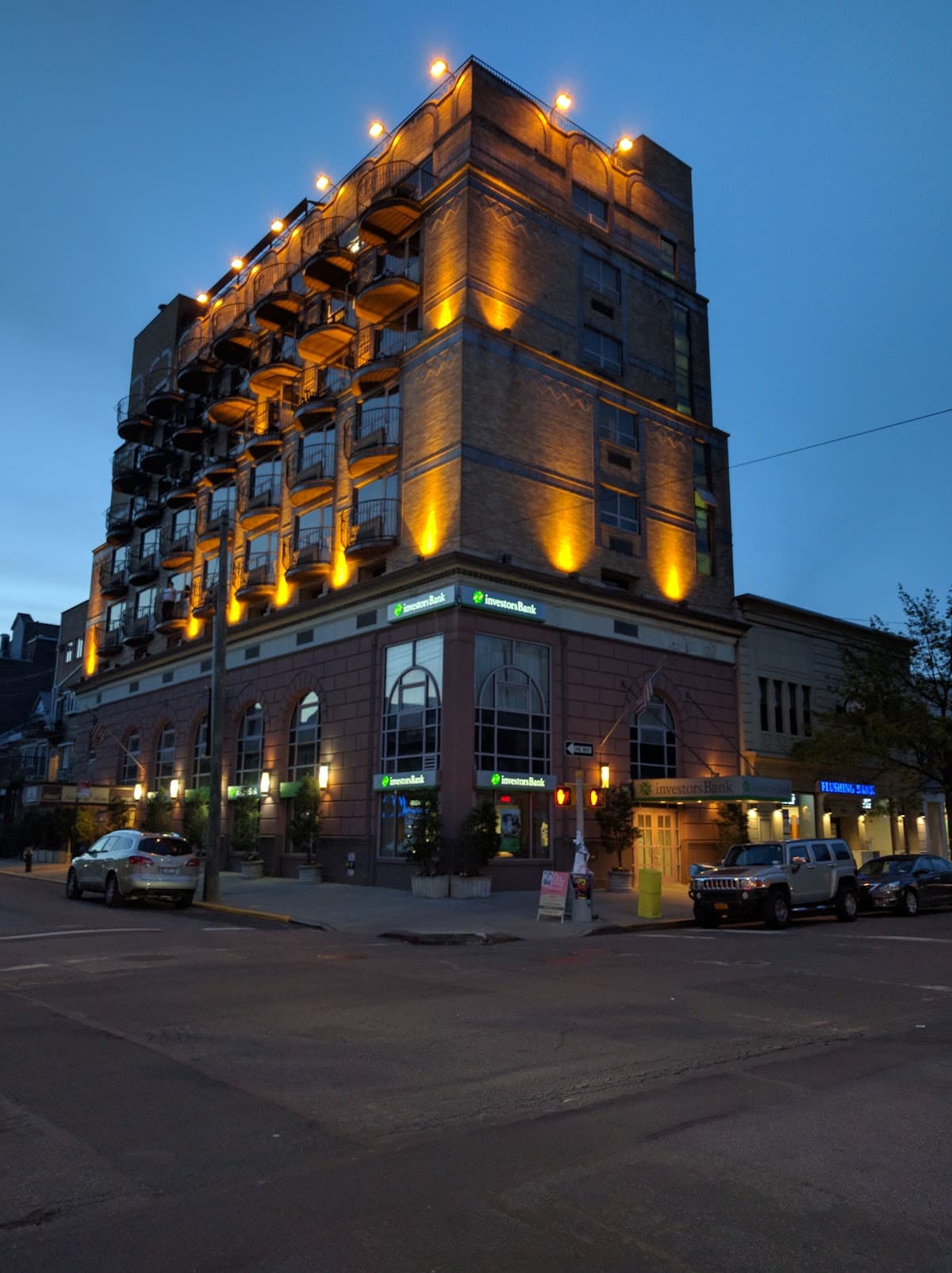Avenue Plaza Hotel, Hotel in Borough Park
