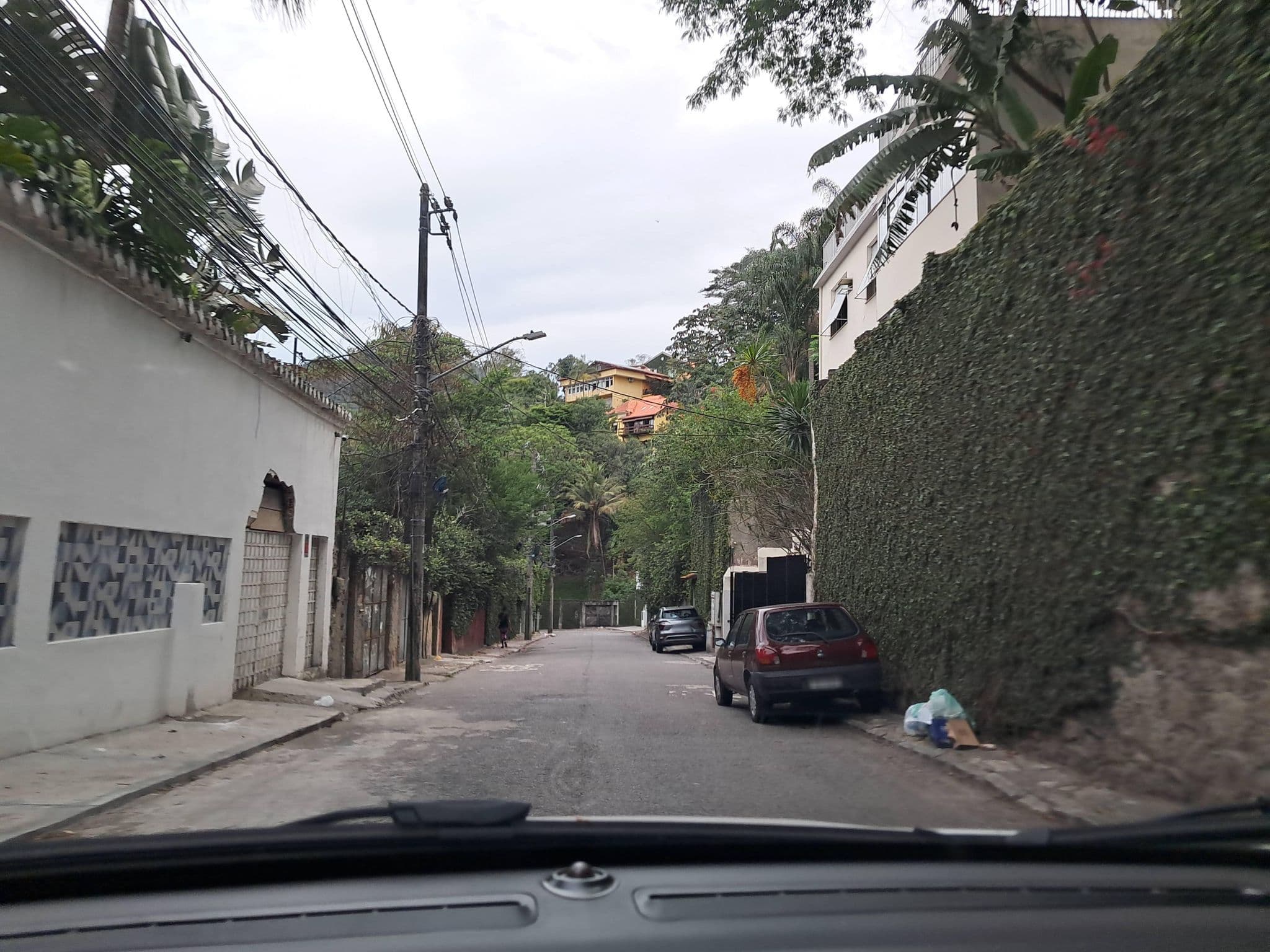Street view near Santa Vista Rio, Catete — © Malu25 (CC BY-SA · Mapillary)