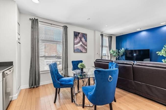Furnished Apartment near BMC, Hotel in South Boston