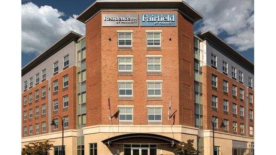 Residence Inn by Marriott Boston Logan Airport/Chelsea, Hotel in Chelsea