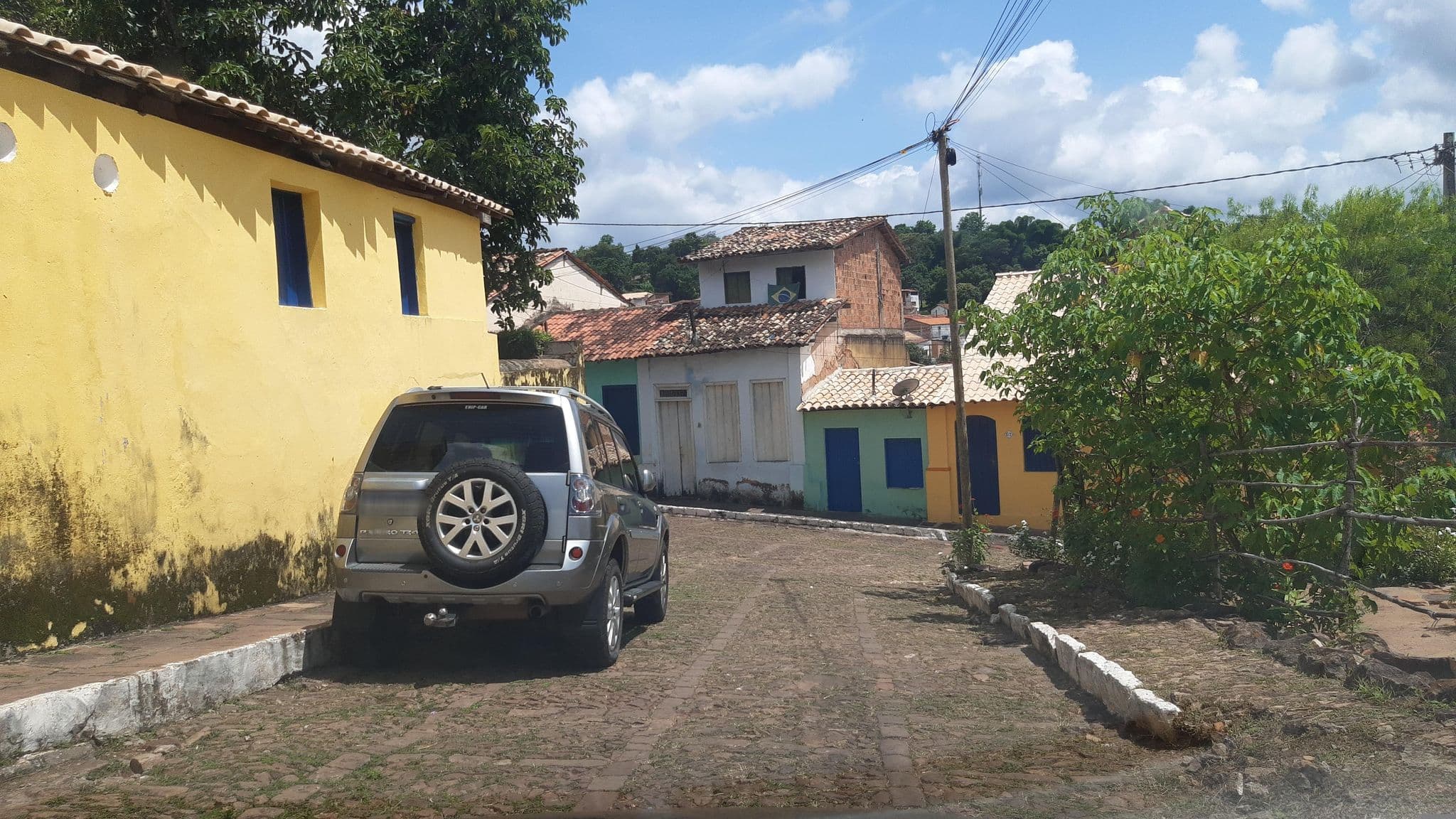 Street view near Suites da Villa, Lençóis — © britopatricia (CC BY-SA · Mapillary)
