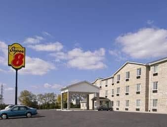 Super 8 by Wyndham Bowling Green North, Hotel in Bowling Green