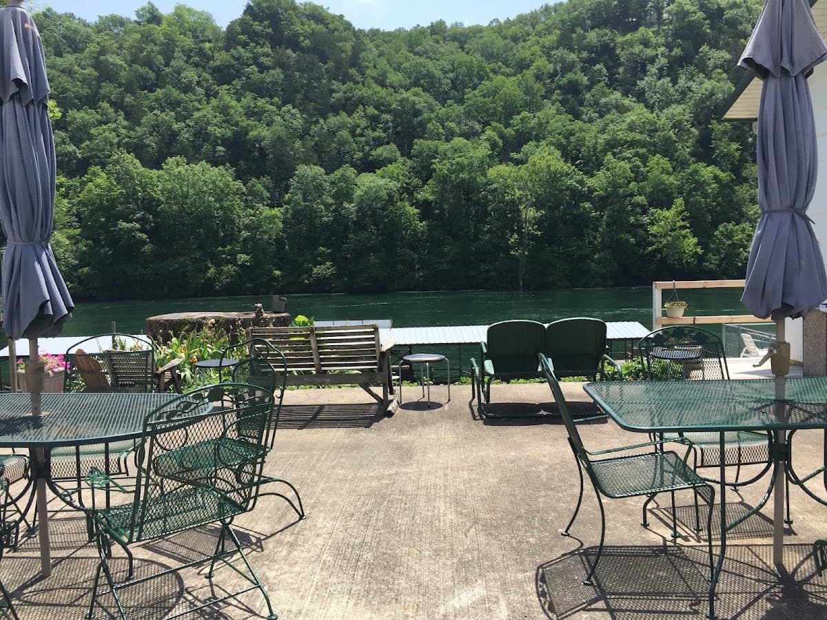 Ozark Trout Resort, Resort in Branson