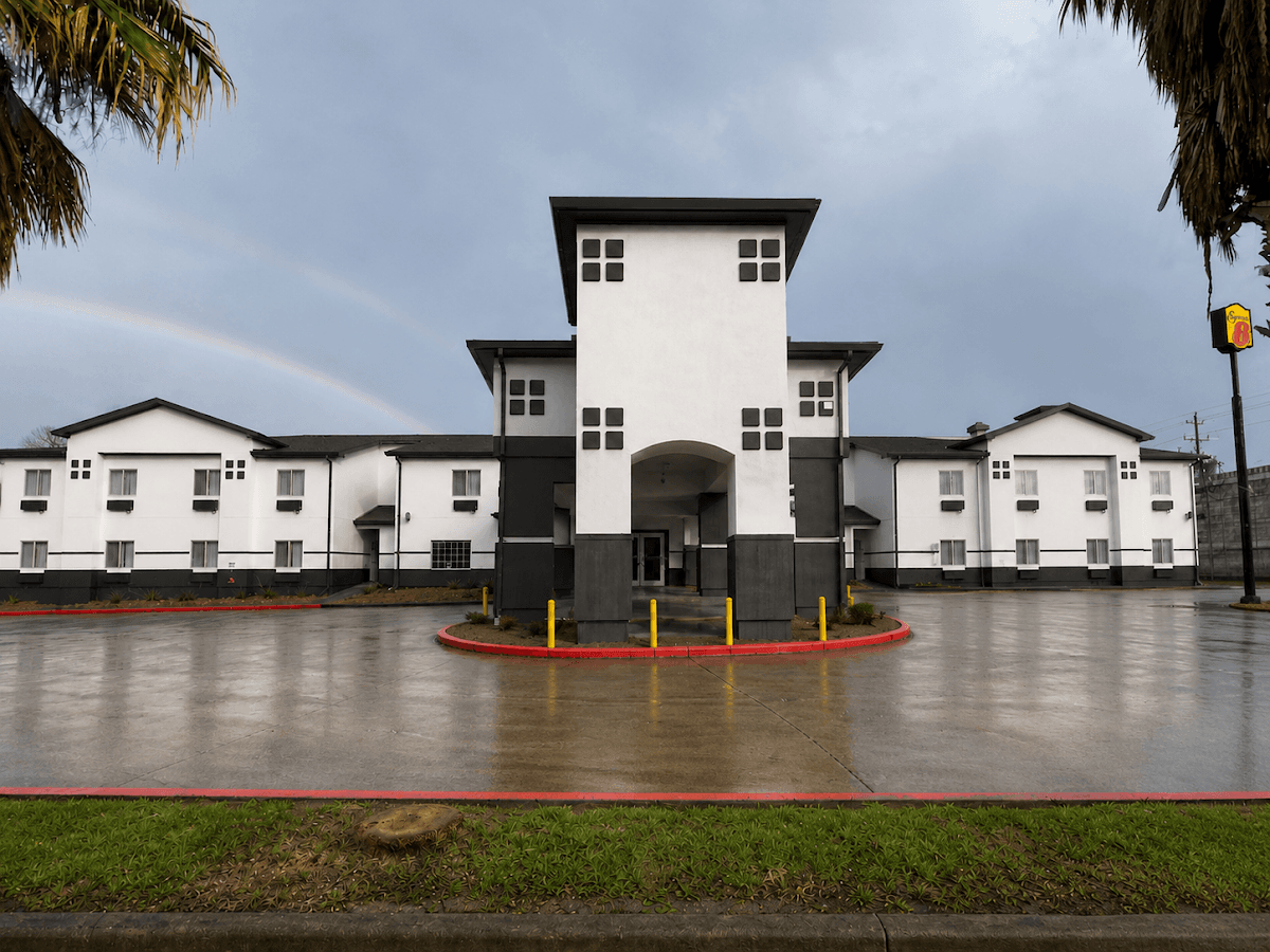 Super 8 by Wyndham Brenham TX, Hotel in Brenham