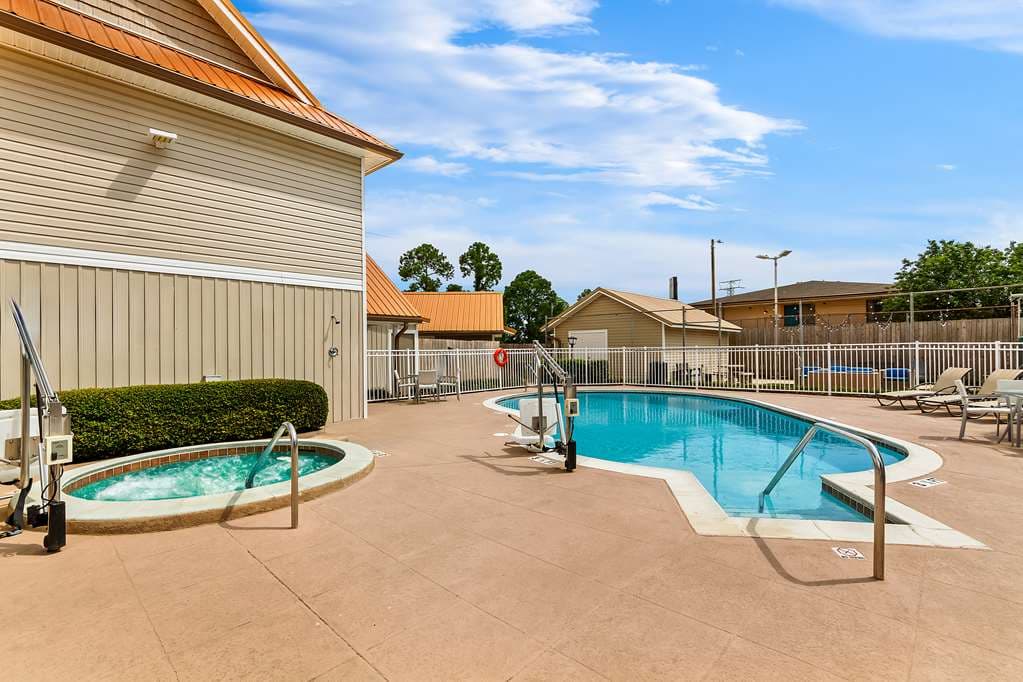 SureStay Studio by Best Western Pensacola, Hotel in Ferry Pass