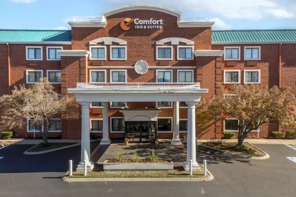 Comfort Inn & Suites Brentwood - Nashville, Hotel in Brentwood Estates