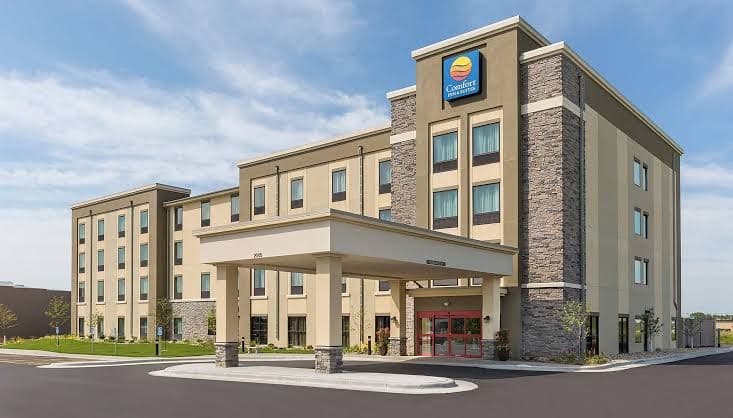 Comfort Inn & Suites - Harrisburg Airport - Hershey South, Hotel in Highspire