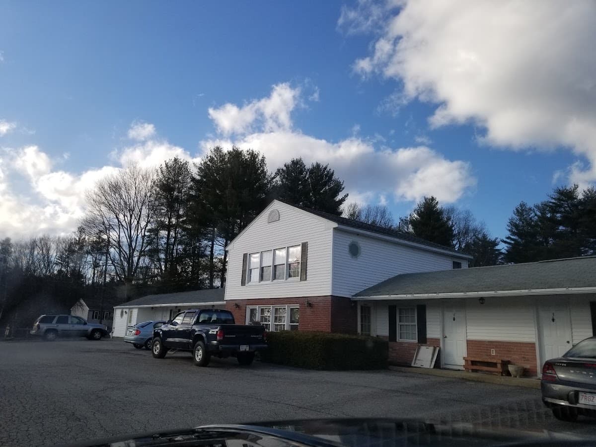 White Coach Motel, Hotel in Fiskdale