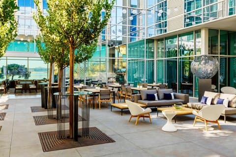 AC Hotel San Francisco Airport/Oyster Point Waterfront, Hotel in South San Francisco