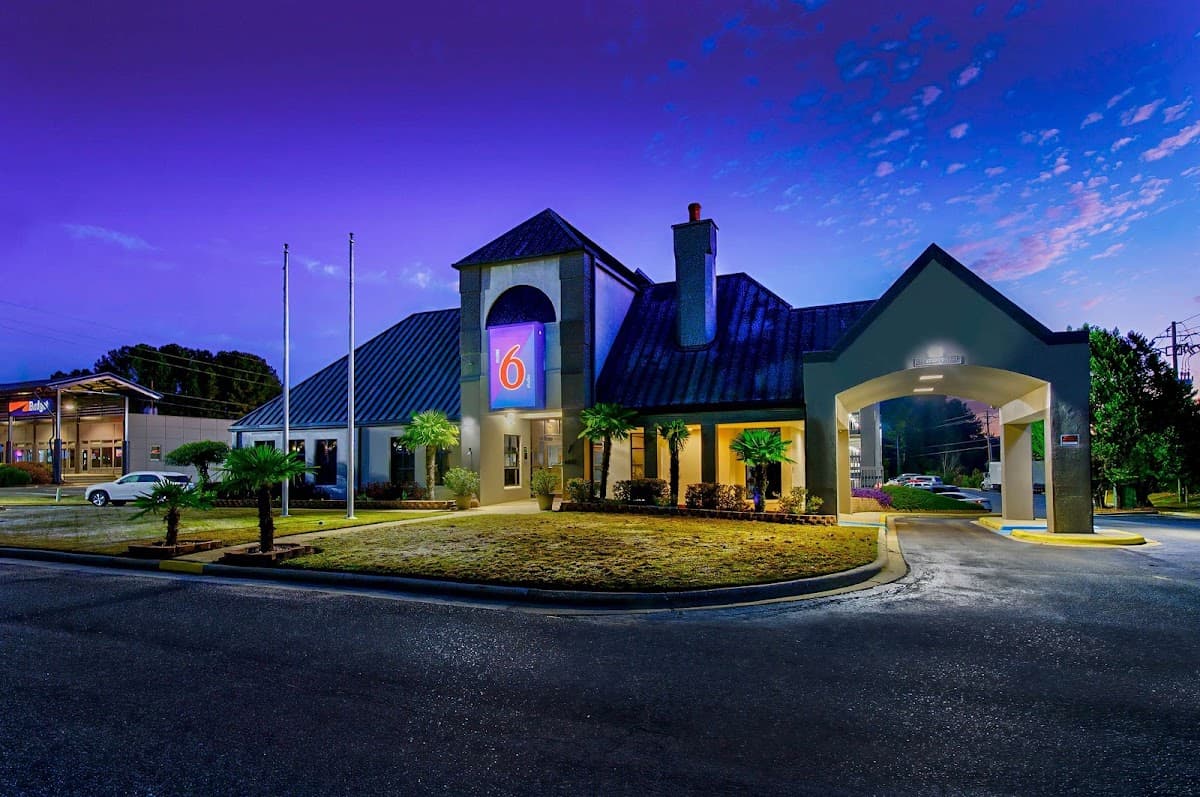 Studio 6 Birmingham, AL Medical Center, Aparthotel in Lake Purdy