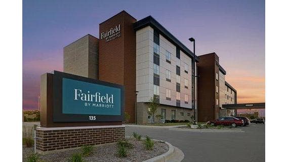 Fairfield by Marriott Inn & Suites Milwaukee Brookfield, Hotel in Brookfield