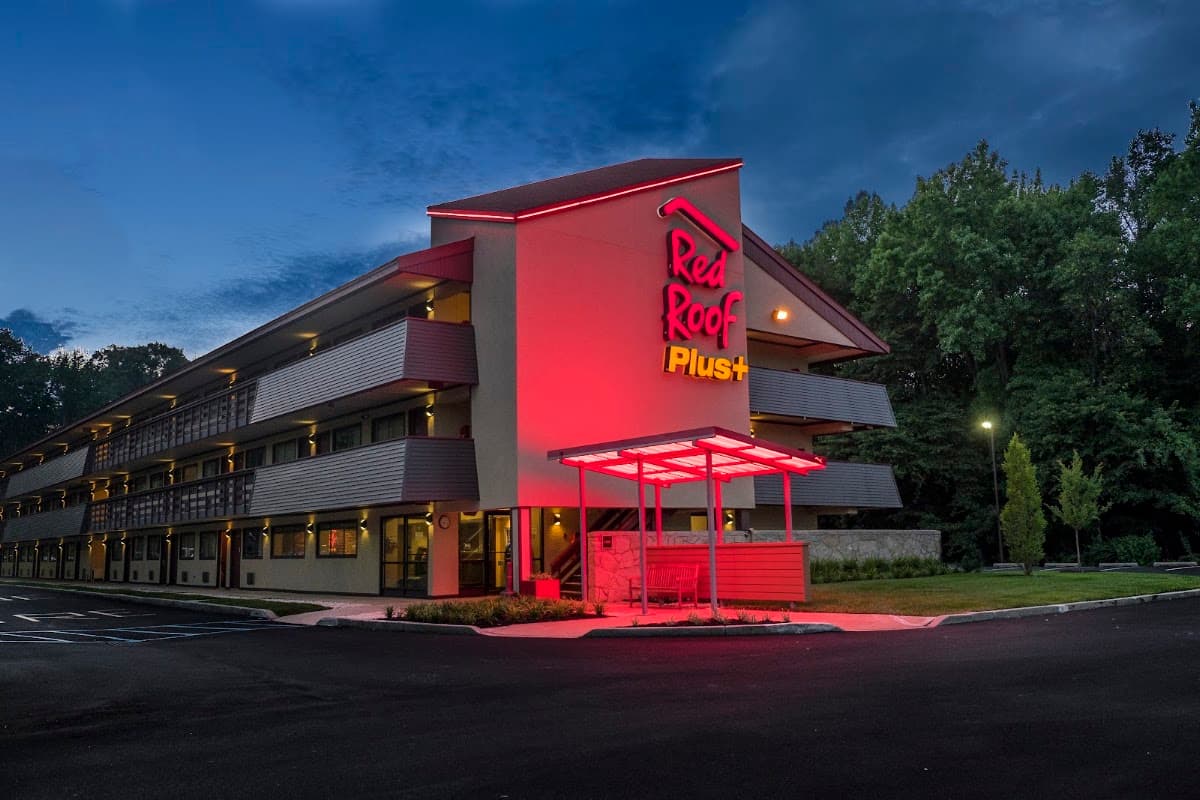 Red Roof PLUS+ Wilmington - Newark, Hotel in Pike Creek