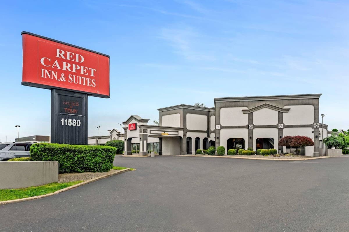 Red Carpet Inn & Suites Northeast Philadelphia, Motel in Somerton