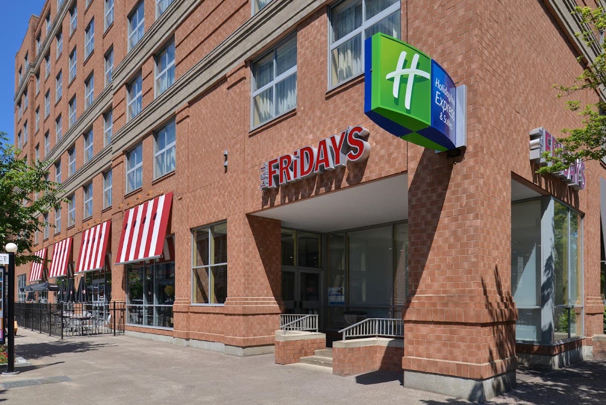 Holiday Inn Express & Suites Buffalo Downtown - Medical Ctr by IHG, Hotel in Buffalo