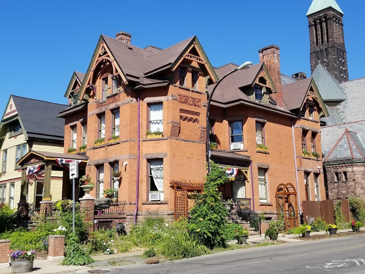 Buffalo Harmony House, Hotel in Buffalo