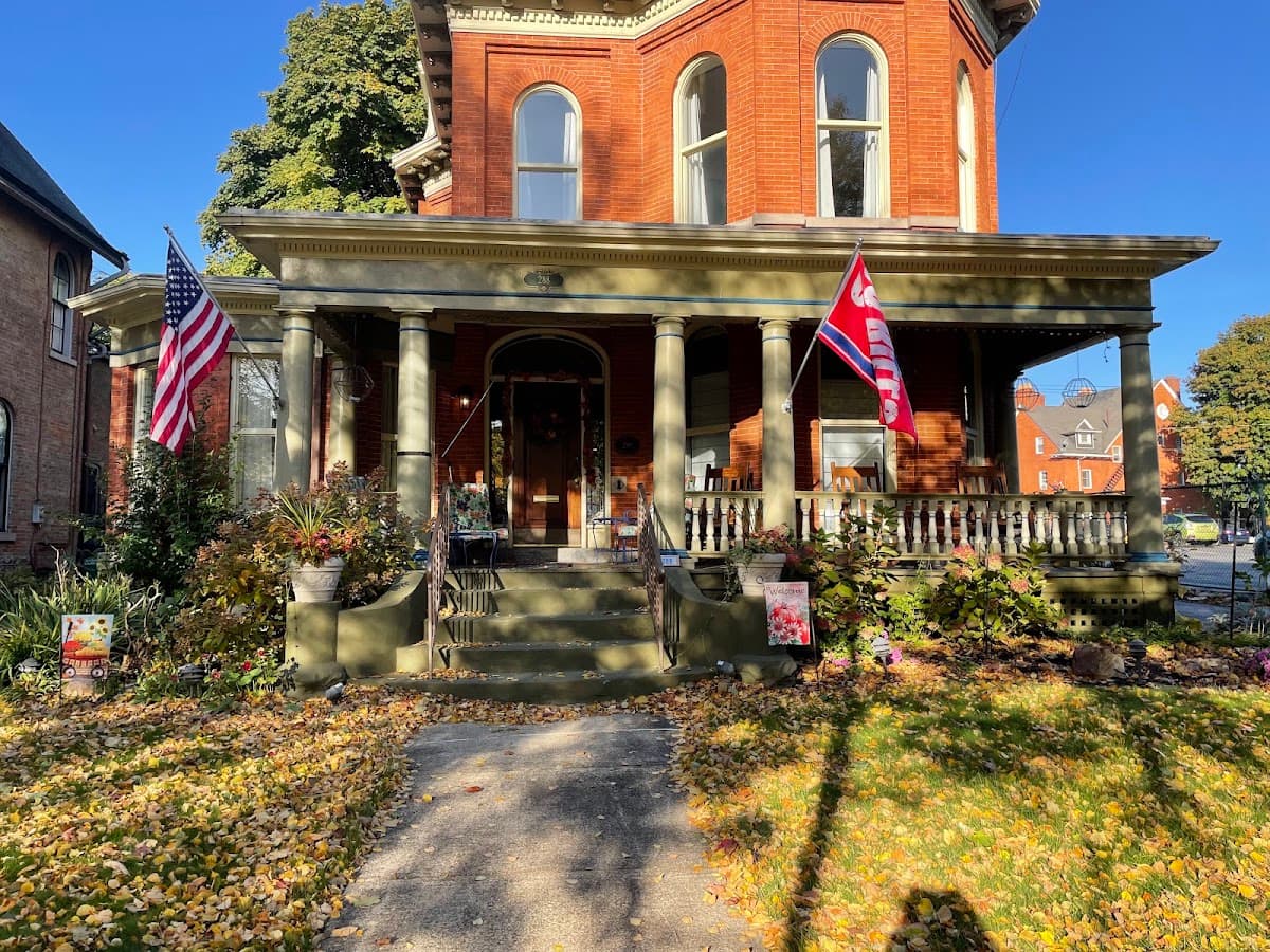 Oscar's Inn (Bed & Breakfast), Hotel in Buffalo