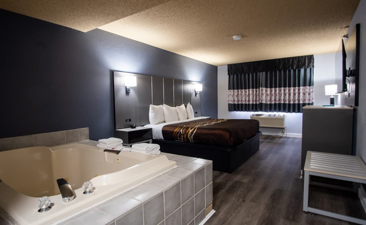 Coratel Inn and Suites By Jasper Eagan ST Paul Airport & Mall of America., Hotel in Eagan