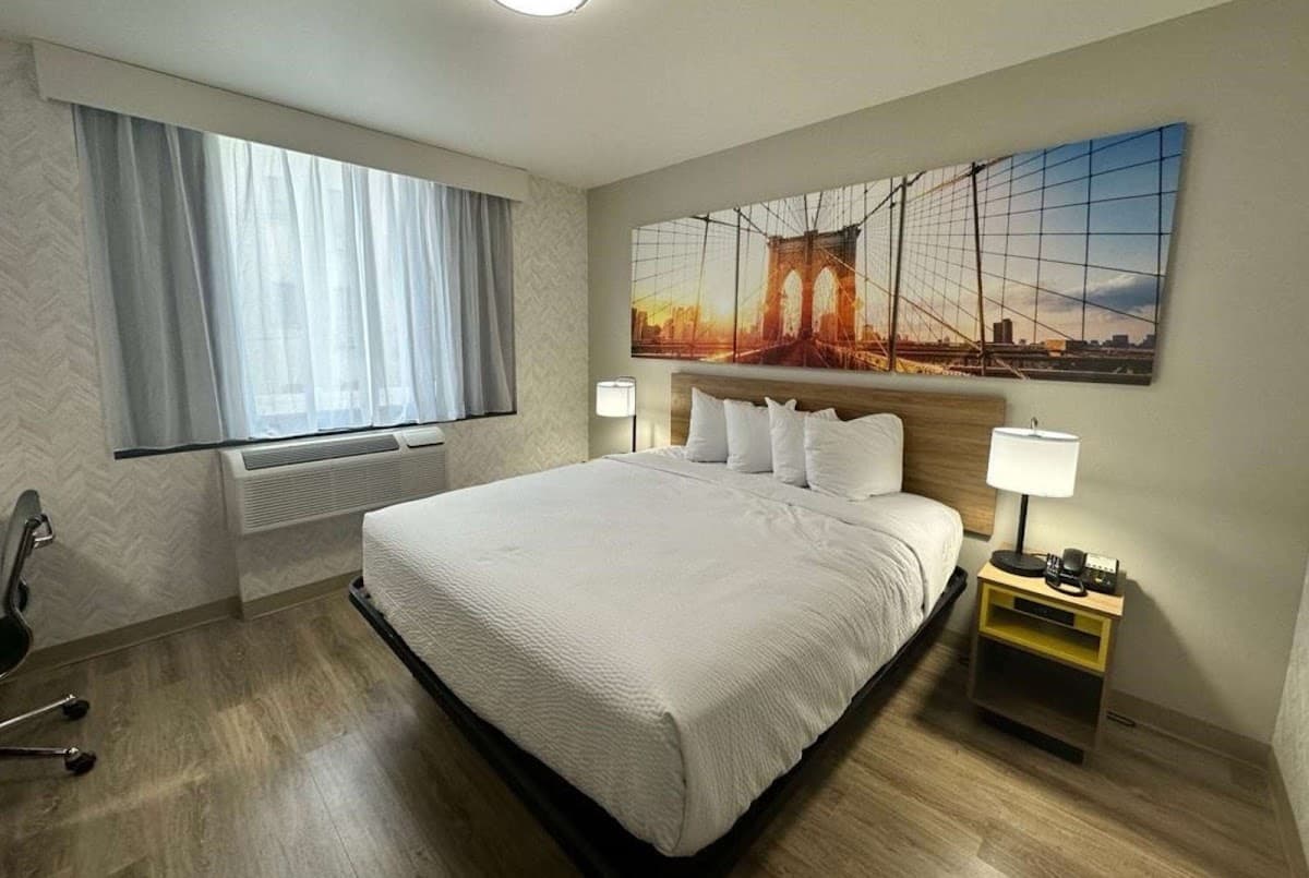 Days Inn by Wyndham Brooklyn / Eastern Parkway, Hotel in Cypress Hills