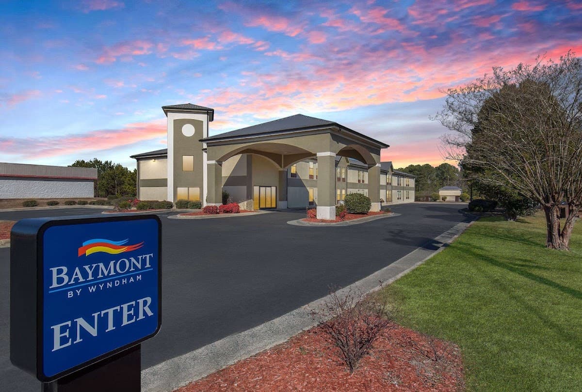 Baymont by Wyndham Creedmoor, Hotel in Butner