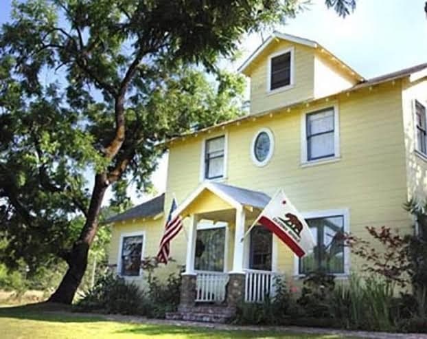 Bear Flag Inn, Bed & Breakfast in Calistoga