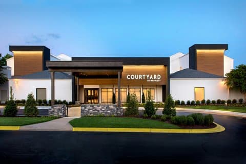 Courtyard by Marriott Silver Spring North/White Oak, Hotel in Fairland