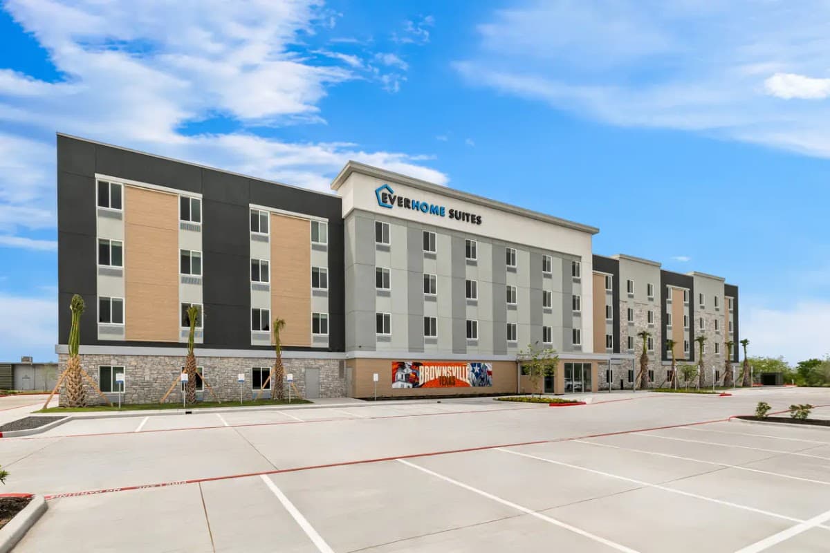 Everhome Suites Brownsville, Aparthotel in Cameron Park Colonia