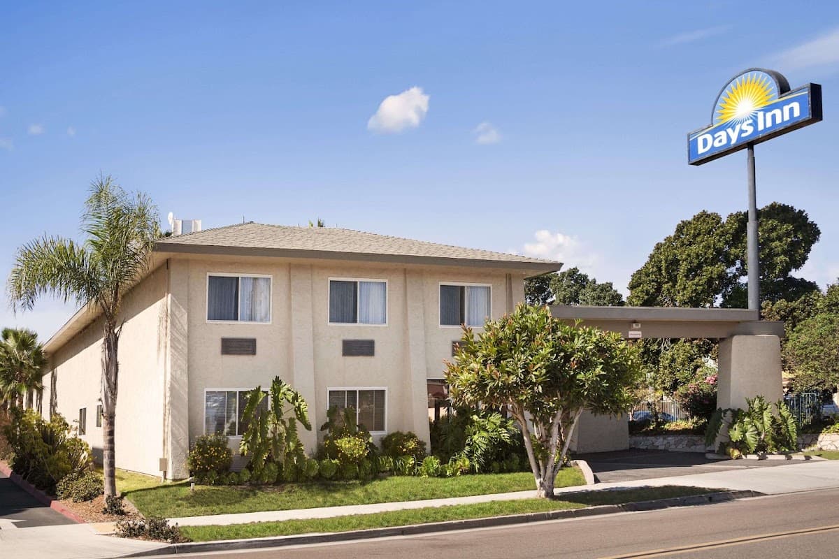 Days Inn by Wyndham Oceanside, Hotel in Oceanside
