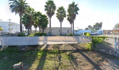 Beach comb, Motel in Oceanside