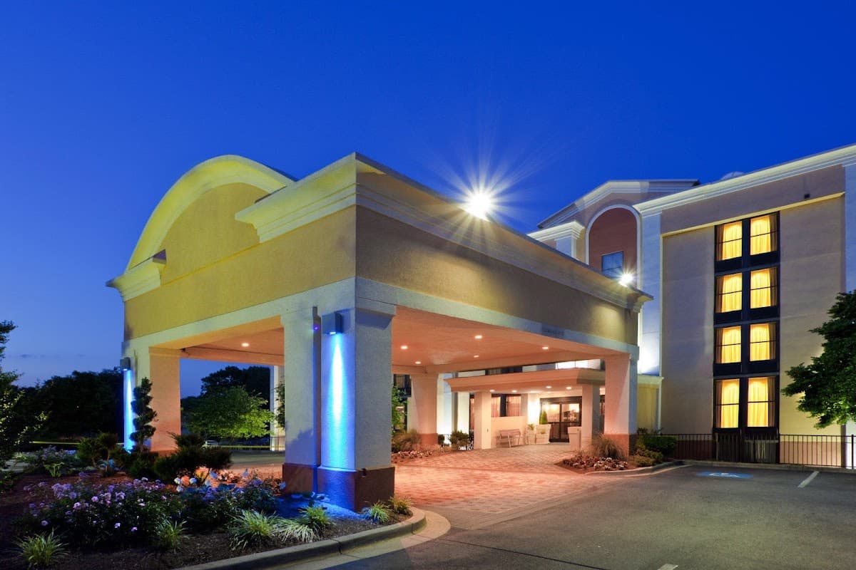 Holiday Inn Express Washington DC East-Andrews Afb by IHG, Hotel in Camp Springs